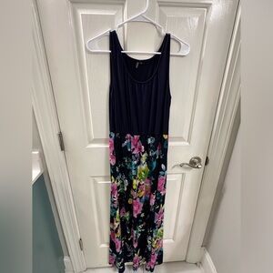 Maxi dress - Size L - Blue on top, floral on bottom